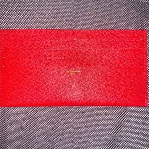 Red wallet